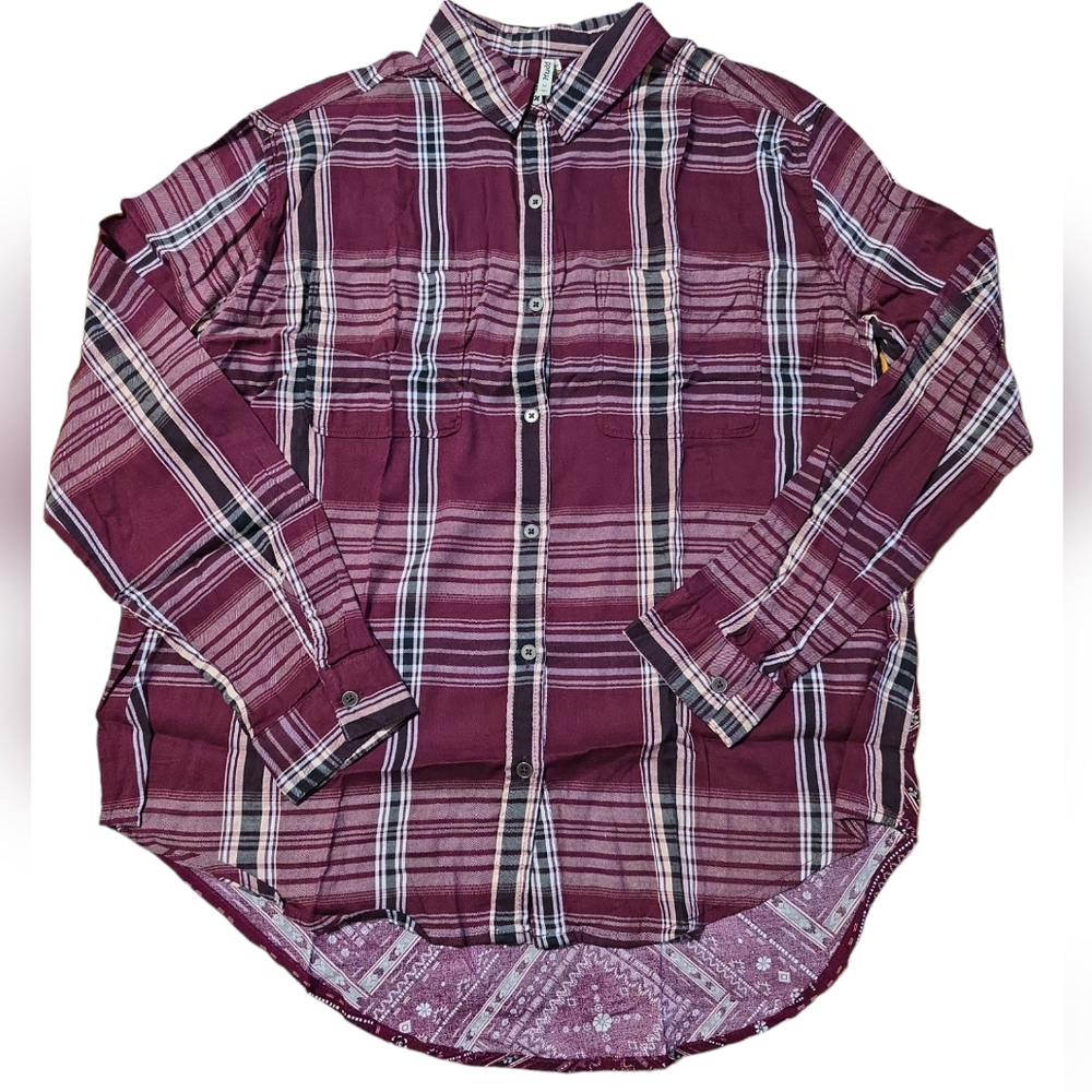 Nwots Mudd brand womens plaid button down shirt size Medium/Large